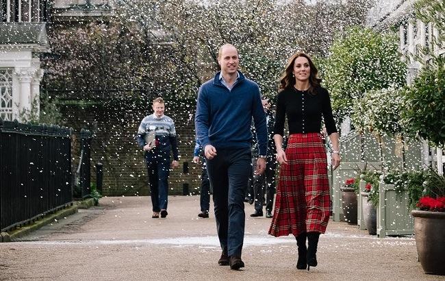 Кейт Миддлтон и принц Уильям с детьми снялись для рождественской открытки