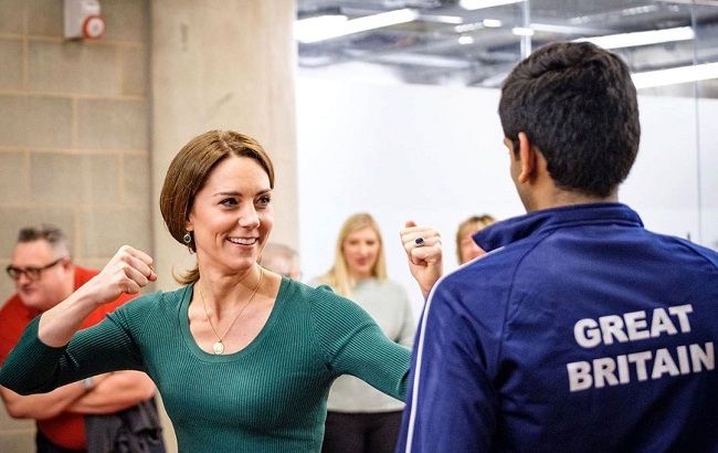 Олімпійська чемпіонка: Кейт Міддлтон в "спортивках" блиснула ідеальними формами