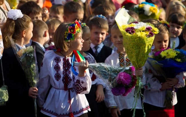 У Києві призупинили набір першокласників до шкіл