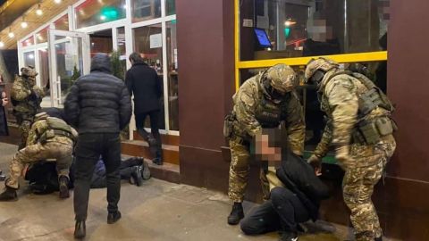 Викрадали людей і вимагали гроші: в Україні затримана міжнародна банда