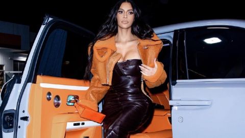 Никакого гламура: Ким Кардашьян показала реальное фото без макияжа и укладок