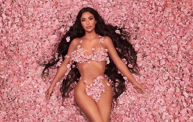 "Так яйце твоє?": Кім Кардашьян завдала удару у відповідь зірці Instagram