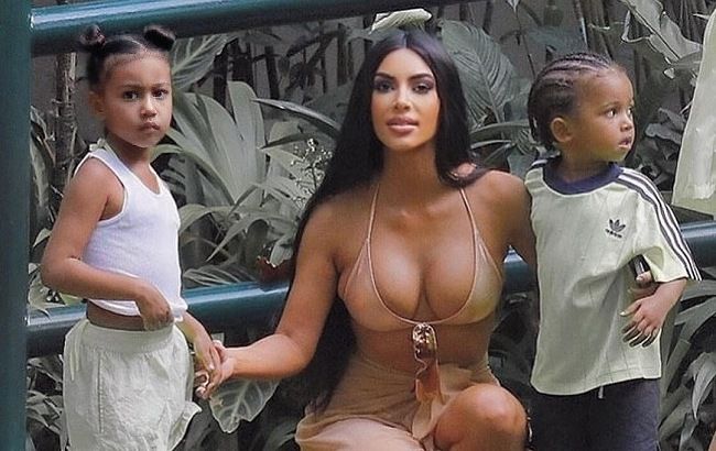 Мамина гордість: Кім Кардашьян зворушила мережу фото з синами