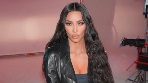 Смілива й відверта: Кім Кардашьян не побоялася показати недоліки шкіри (фото)