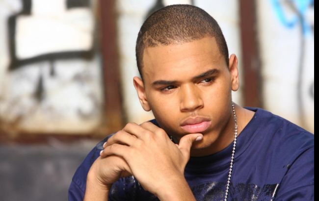 Неизвестные ограбили дом Криса Брауна