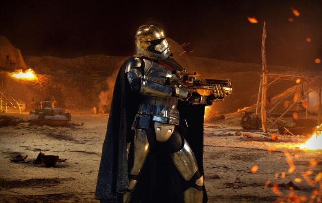 "Звездные войны: Пробуждение силы" попали в тройку самых кассовых фильмов