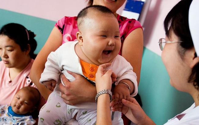 В Китае женщила родила младенца весом 7 кг