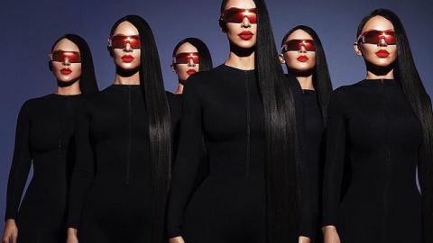 Ким Кардашьян представила необычную рекламную кампанию со своими "клонами" (фото)