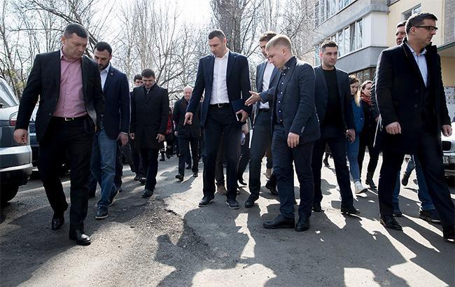 Кличко: підрядники мають усунути недоліки на відремонтованих дорогах