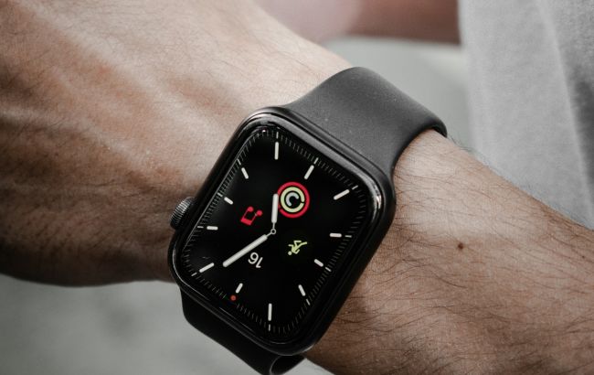 Что можно и чего нельзя делать при чистке ремешка Apple Watch