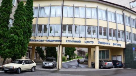 Вибух на Рівненському полігоні: солдат прооперували, вони в стабільному стані