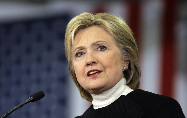 Клінтон: Росія прагне перекроїти карту Європи