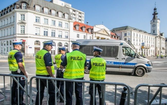 В Польше задержали украинца по подозрению в нелегальной перевозке мигрантов