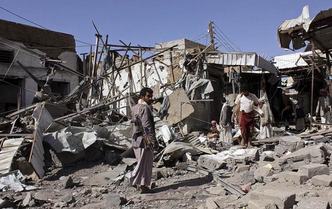В результаті авіаудару по заводу в Ємені загинули понад 30 людей
