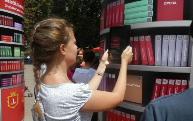 Украинцы стали меньше читать, - исследование