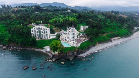 "Туристы уже едут": сколько стоит отдых в Грузии на майские праздники