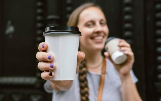 Медики розповіли, скільки можна пити кави, аби не нашкодити здоров'ю