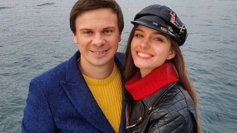 Такую жену на руках носить: Дмитрий Комаров похвастался кулинарным талантом любимой