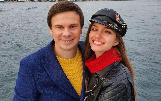 Такую жену на руках носить: Дмитрий Комаров похвастался кулинарным талантом любимой