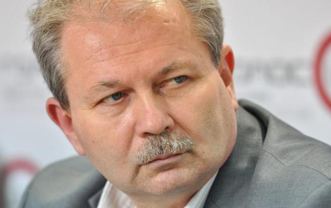 Українці втратили половину доходу через заморожування зарплати, - Фонд соцстраху