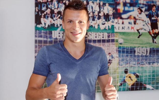 Коноплянка предстал перед фанатами в необычном новогоднем образе