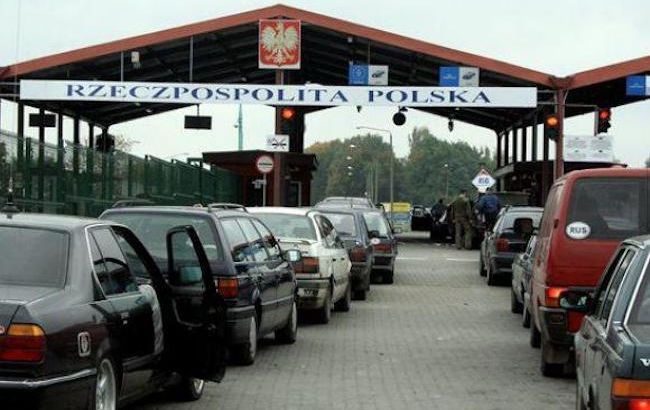 Украинско-польские участки границы сегодня пересекли более 12 тыс. человек
