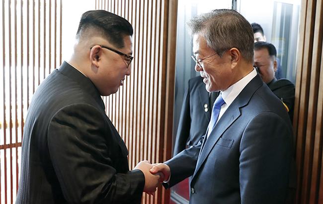 Кім Чен Ин виступив за возз'єднання КНДР і Південної Кореї