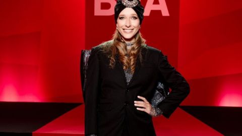 Катя Осадча в стильному образі від українського дизайнера зачарувала мережу: дух захоплює