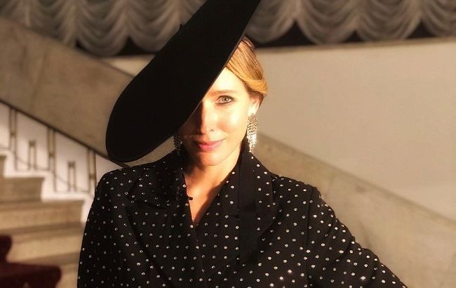 Женщина-пчела: Катя Осадчая без мейкапа пожаловалась на напряженные будни