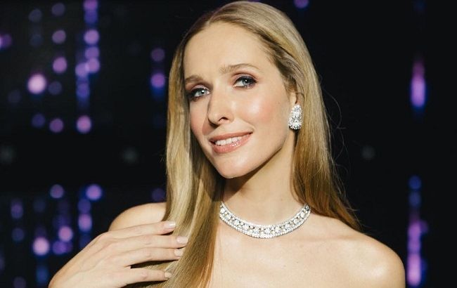 Катя Осадча підкорила елегантністю у сукні-піджаку на церемонії "Золота Жар-птиця" (фото)