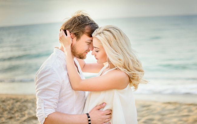 Не всі готові до такого повороту долі: кохання накриє ці 4 знаки Зодіаку вже скоро