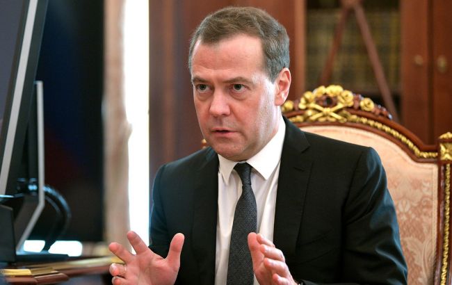 "Предотвратить нападение на Россию": Медведев назвал смысл войны против Украины