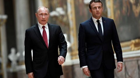 Путин и Макрон обсудили транзит газа через Украину