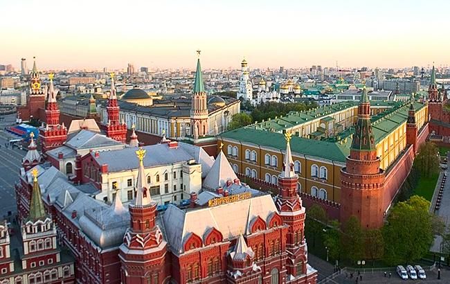Кремль запланировал три волны агитации к выборам президента РФ в 2018 году, - источники