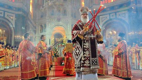 "Бандера прийде - мощі відбере": соцсети высмеяли "беспредел" в российской церкви (видео)