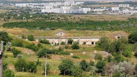 Біля Керченського мосту виявили аварійні споруди