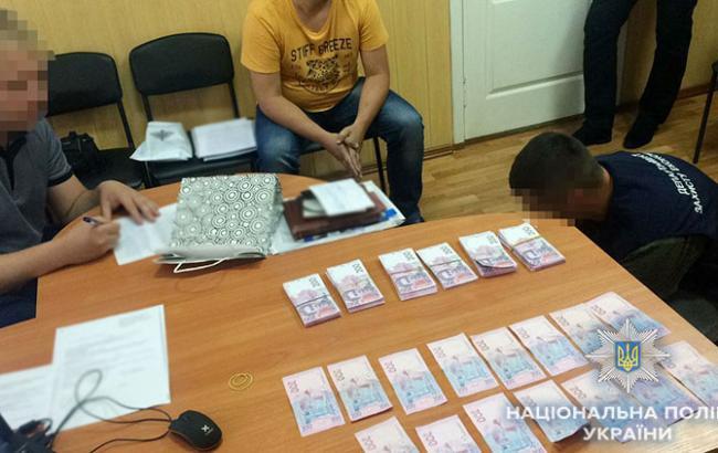 У Кропивницькому затримали на хабарі депутата