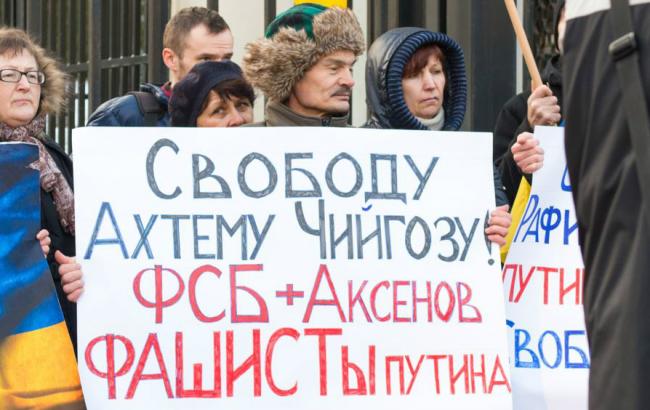Суд в Крыму продлил арест замглавы Меджлиса до 19 ноября
