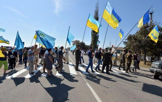 Блокада Крыма: организаторы намерены усилить акцию, - волонтер