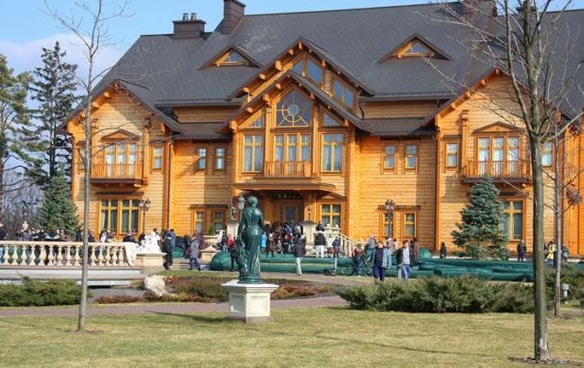 "Межигорье" задолжало 11 млн грн за электроэнергию, - "Киевэнерго"