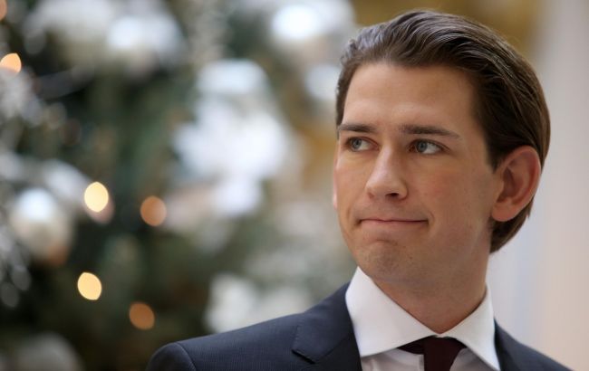 Глава МИД Австрии назвал политику Меркель по беженцам ошибочной