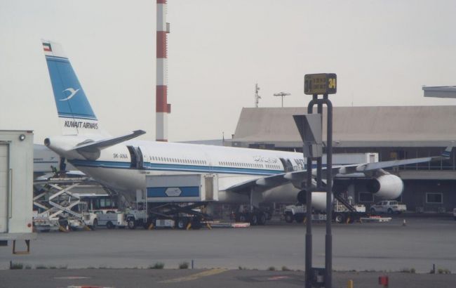 Иранский дрон атаковал международный аэропорт в Кувейте: что известно