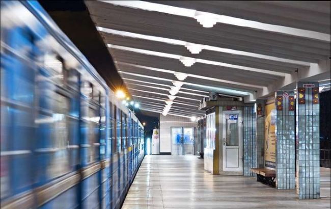 У Києві "замінували" дві станції метро