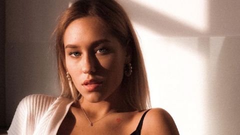 Must have сезону: Даша Квіткова з Холостяк-9 підкорила відразу двома трендовими образами