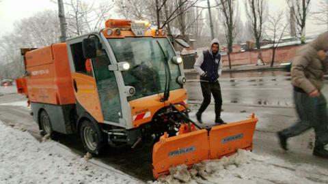 Непогода в Україні: Гройсман доручив службам працювати цілодобово