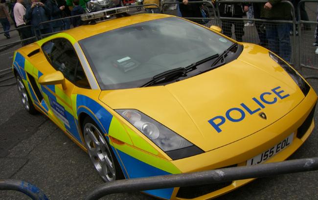 Киевская полиция будет догонять нарушителей на спорткарах Lamborghini Gallardo