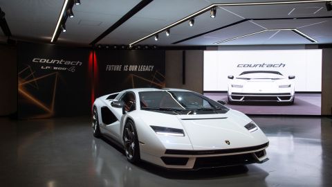 Lamborghini возродила легендарный суперкар&nbsp;Countach