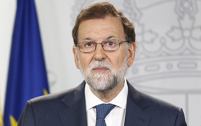 Премьер Испании пообещал "восстановить законность" в Каталонии