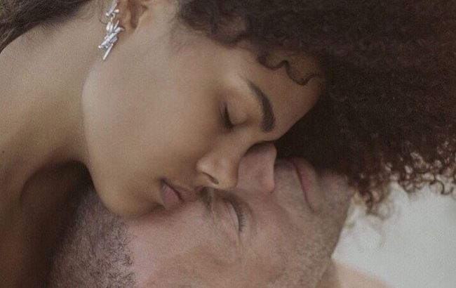 Щасливі батьки: Венсан Кассель та Тіна Кунаки розчулили фото з новонародженою дочкою