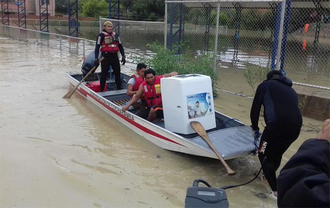 В Боливии в результате наводнений пострадали почти 10 тысяч семей